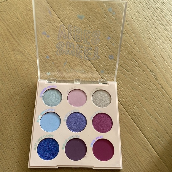 Colourpop Pressed Powder Palette Sweet Vibes blues purple 9 eyeshadows new - Picture 4 of 5